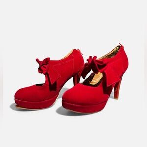 Retro Red Platform Stiletto Pumps with Bow